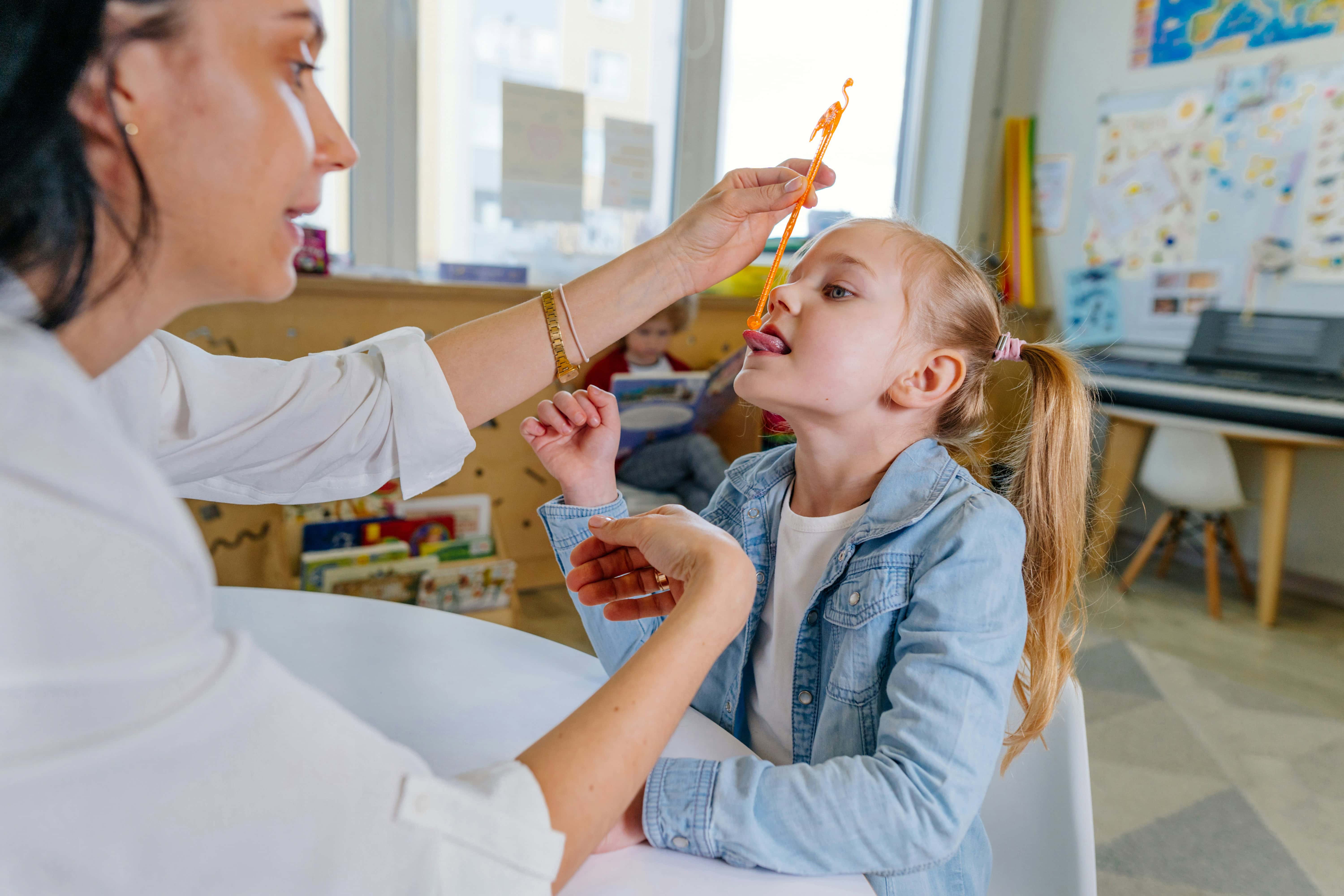 terapia logopedyczna u dziecka